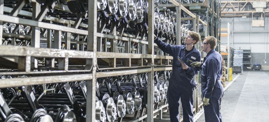 The-role-of-inventory-management-and-inventory-optimization-in-ERP_900x410